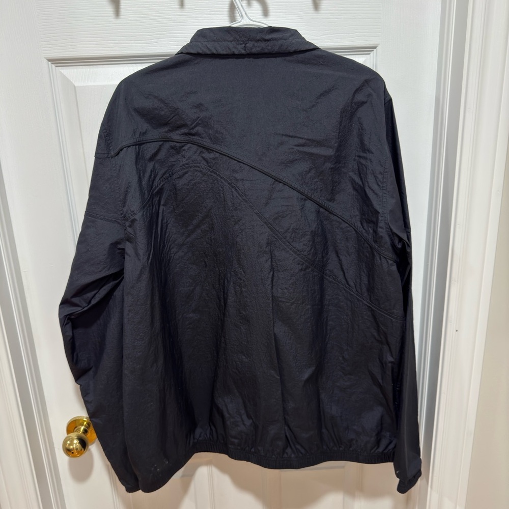 Men’s Jacket - Picture 2 of 4